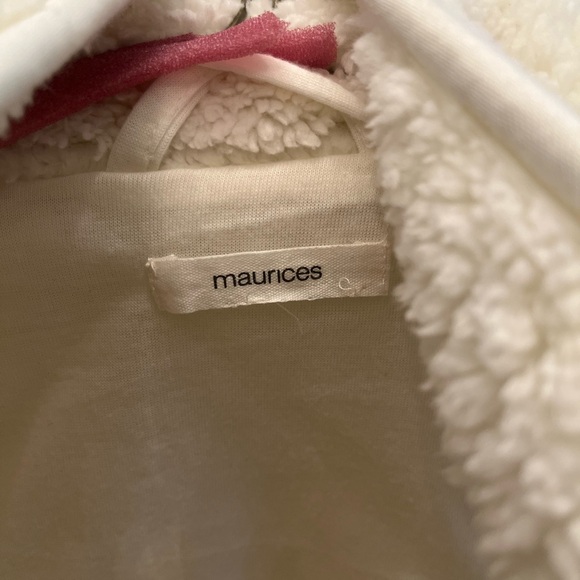 Sherpa Cream Zipper Vest - Picture 2 of 3